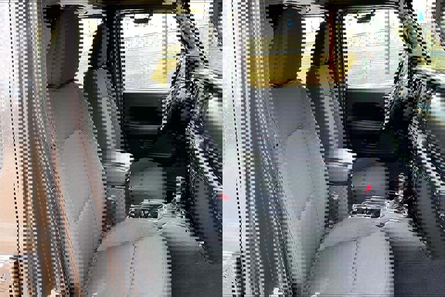 Used 2019 Jeep Wrangler Unlimited Sport image 14