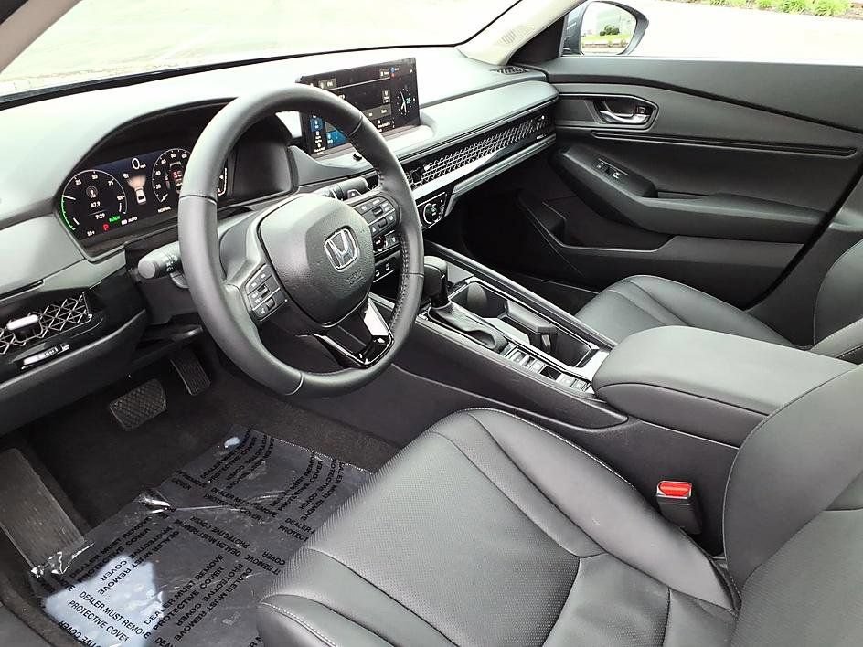 Certified 2025 Honda Accord EX-L image 14