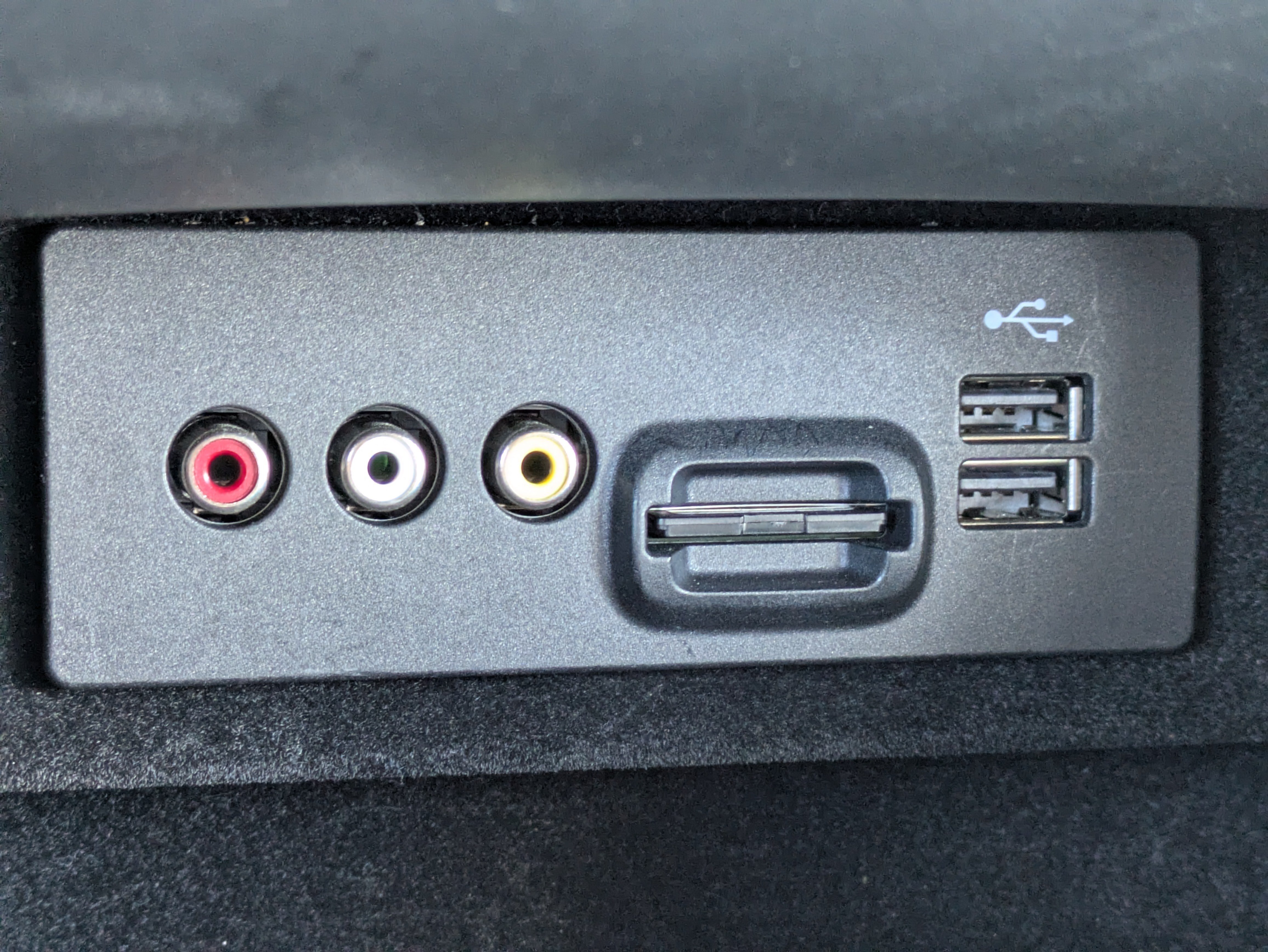 Used 2014 Lincoln MKX AWD w/ Equipment Group 102A image 27