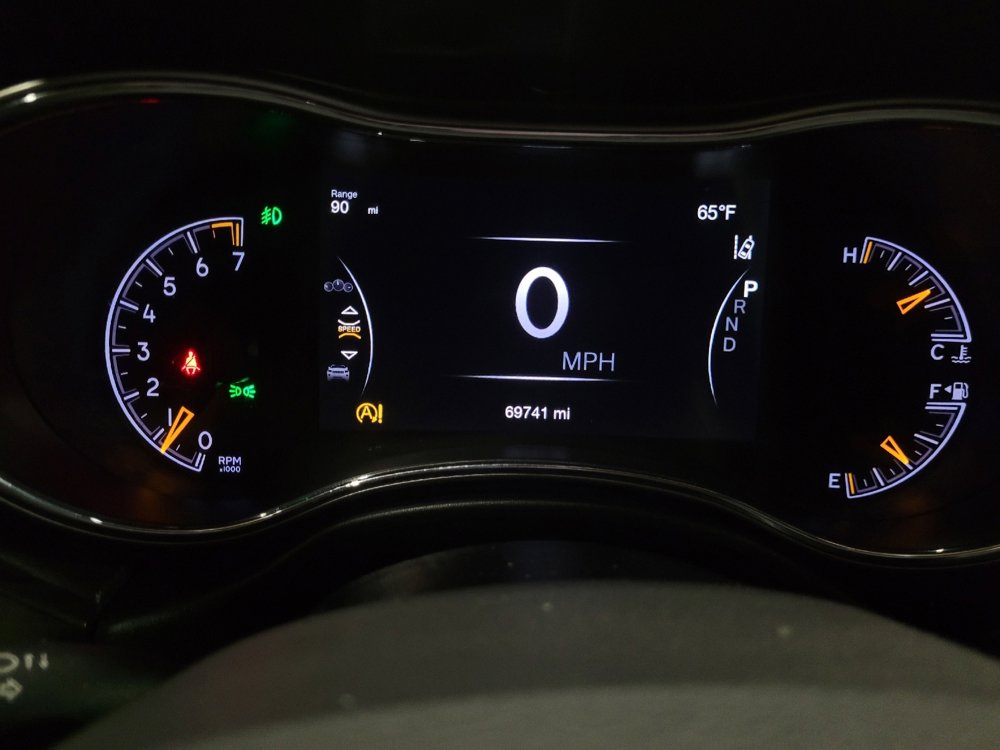 Used 2019 Jeep Grand Cherokee Limited X image 23