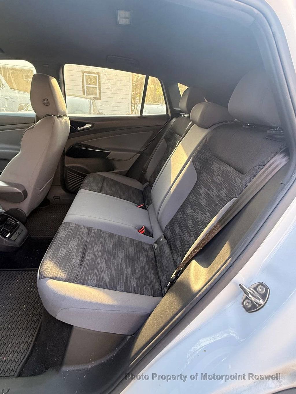 Used 2022 Volkswagen ID.4 Pro image 2