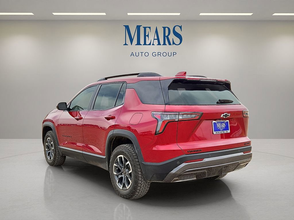 Used 2025 Chevrolet Equinox ACTIV w/ Convenience Package III image 3