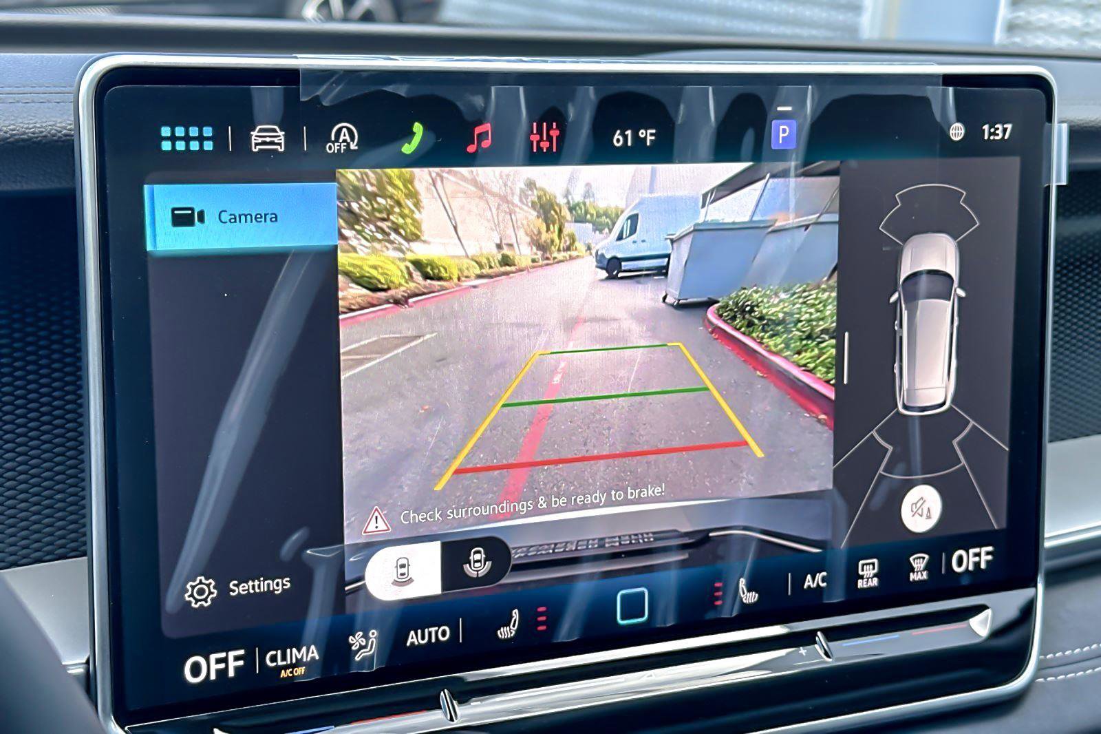 New 2026 Volkswagen Tiguan SE image 18