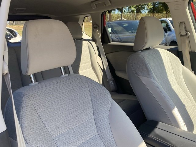 Used 2023 Nissan Rogue SV image 29