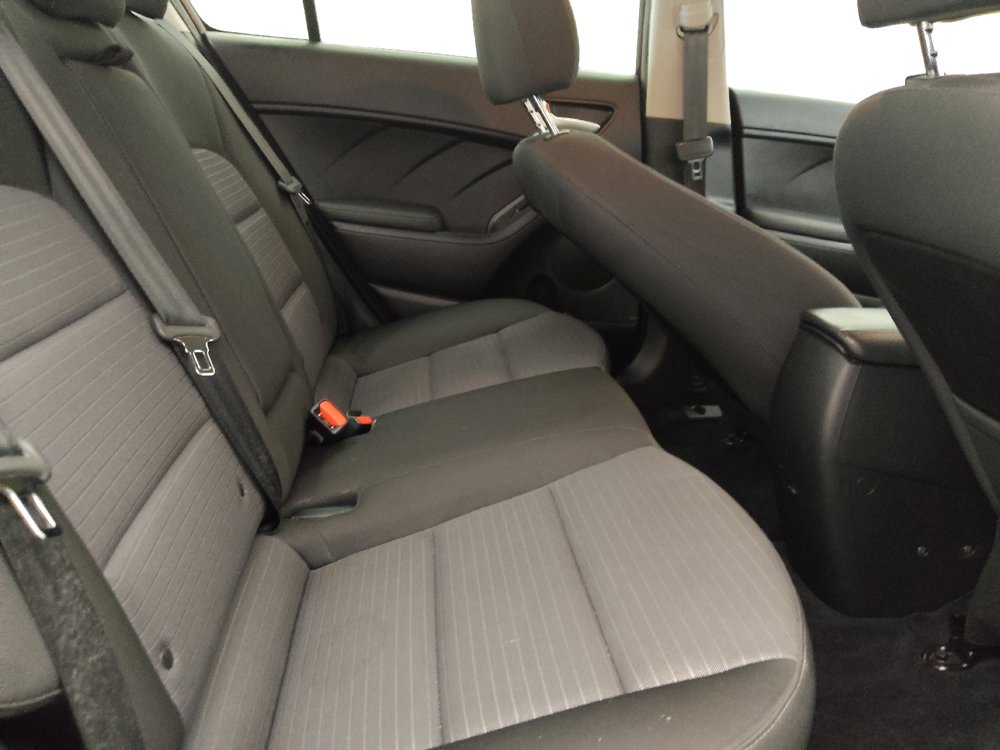 Used 2017 Kia Forte LX w/ LX Popular Package image 19