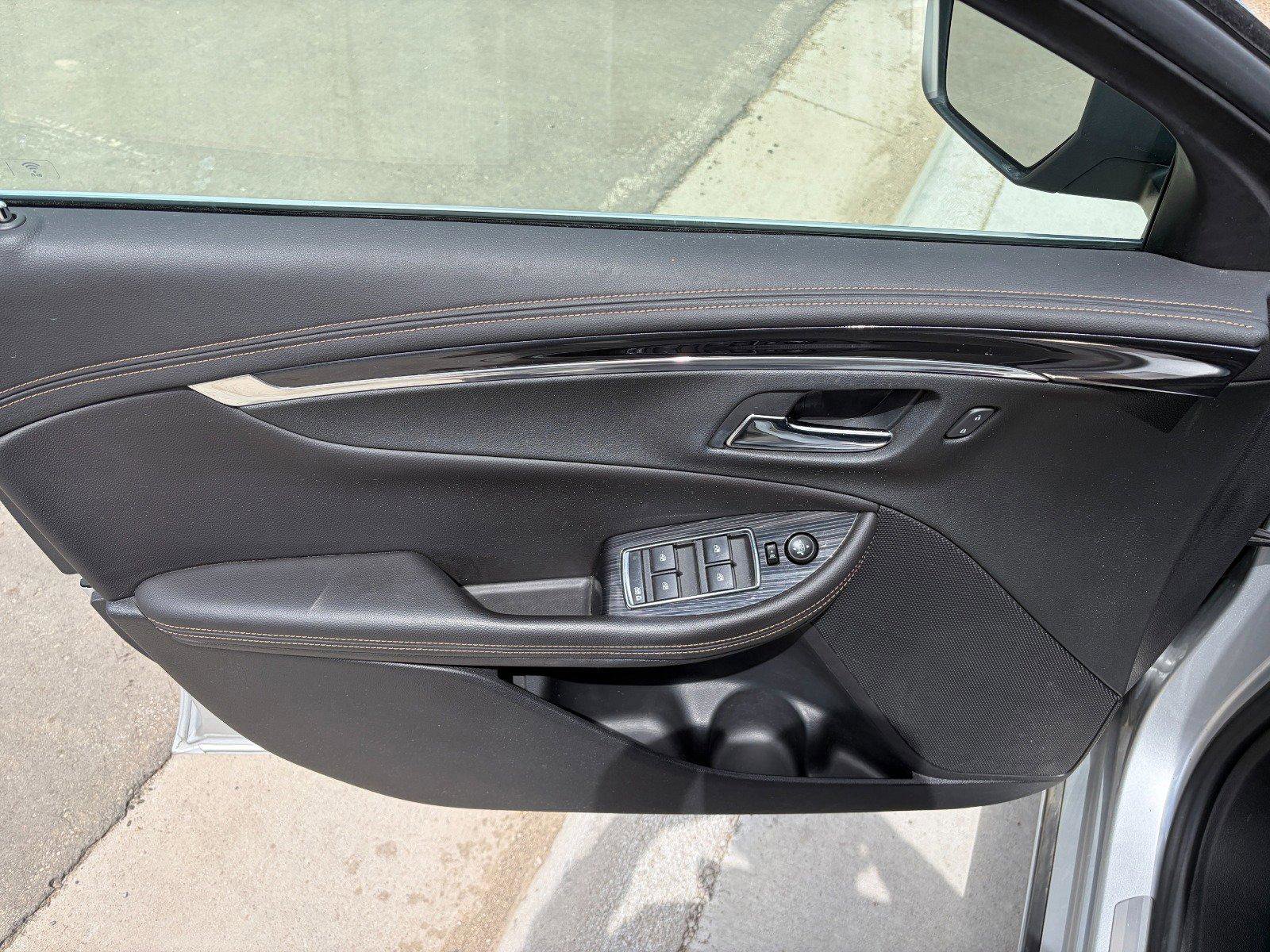 Used 2017 Chevrolet Impala Premier FWD image 10