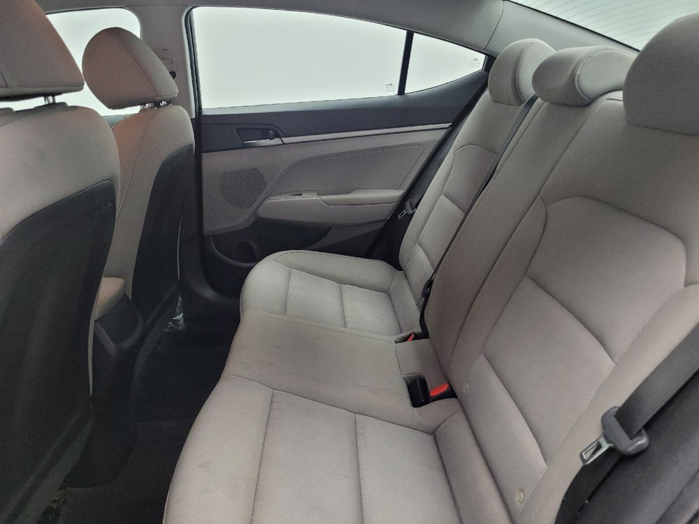 Used 2018 Hyundai Elantra SE FWD image 18