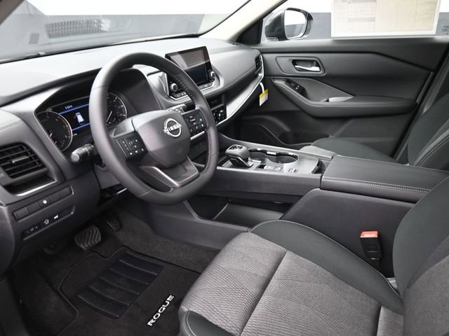 New 2026 Nissan Rogue SV w/ Cold Weather Package FWD image 18