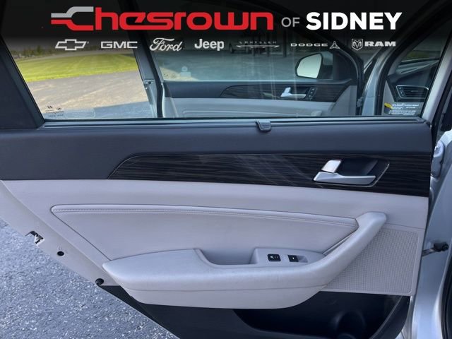 Used 2017 Hyundai Sonata Limited w/ Ultimate Package 04 FWD image 27