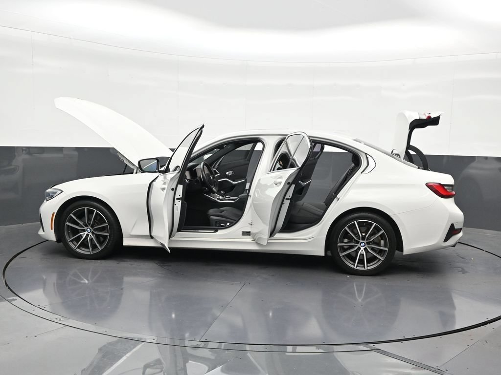 Used 2021 BMW 330i Sedan w/ Convenience Package RWD image 34