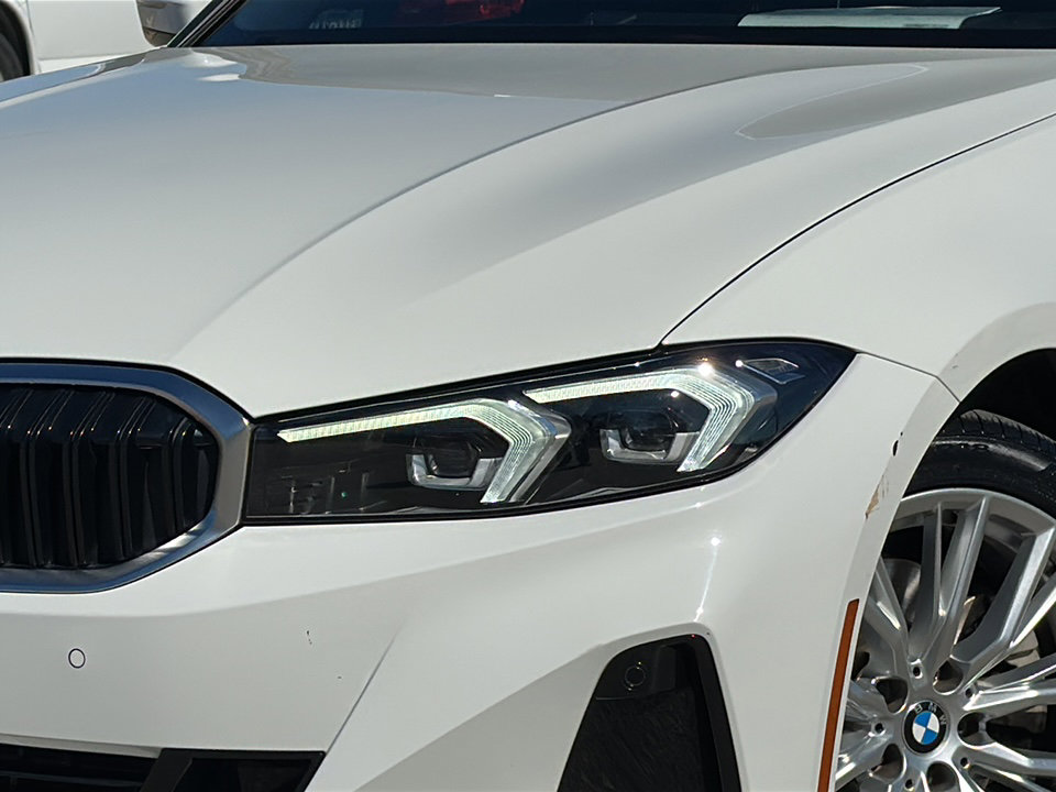 Certified 2024 BMW 330i Sedan w/ Convenience Package image 4