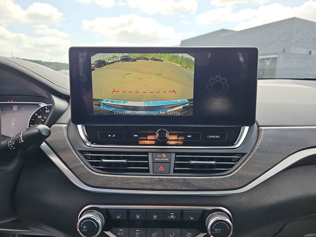 Used 2023 Nissan Altima 2.5 SV w/ SV Premium Package image 27