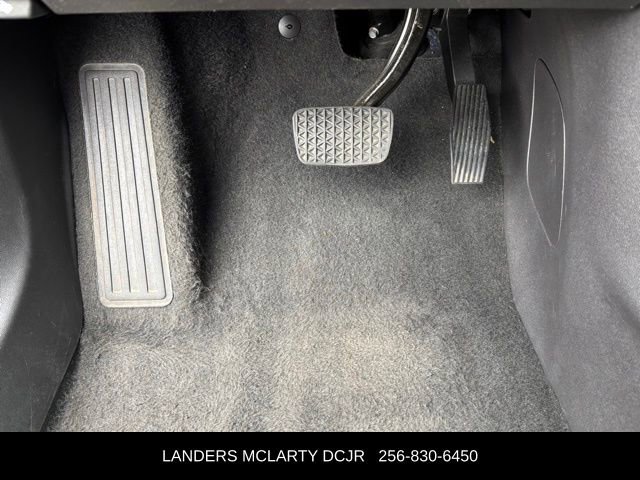 Used 2024 GMC Terrain SLE image 19