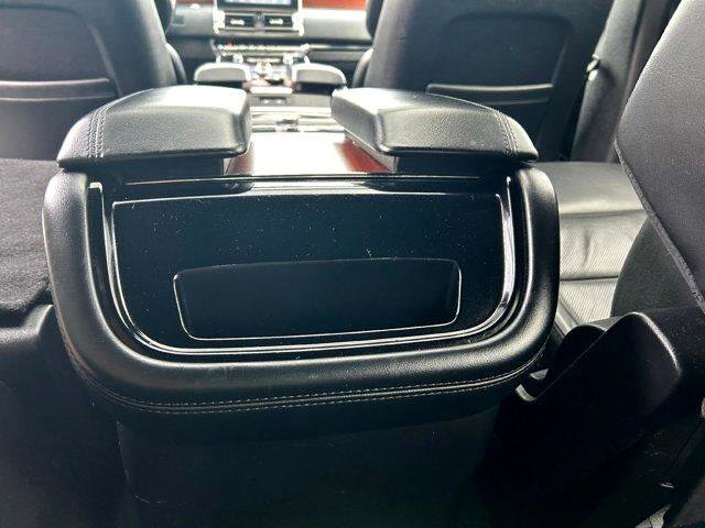 Used 2020 Lincoln Navigator L Reserve image 39