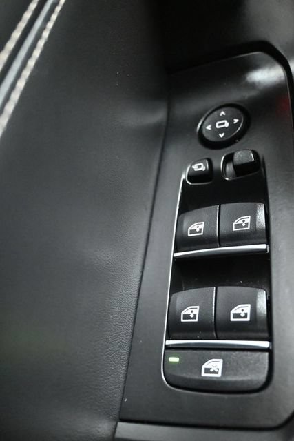 Used 2021 BMW X6 sDrive40i w/ Executive Package RWD image 25