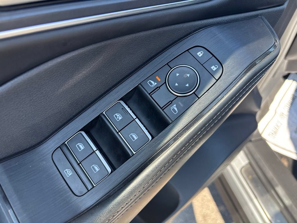Certified 2023 Nissan Rogue Platinum w/ Platinum Premium Package AWD/4WD image 18