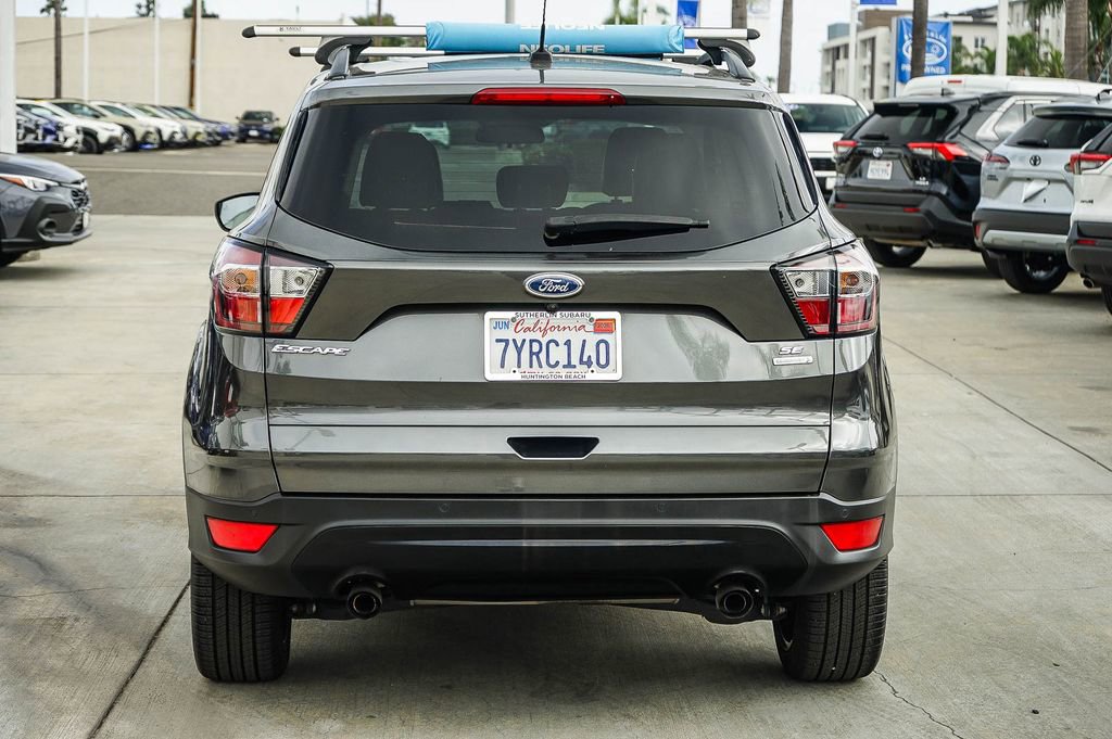 Used 2017 Ford Escape SE w/ Equipment Group 201A image 6