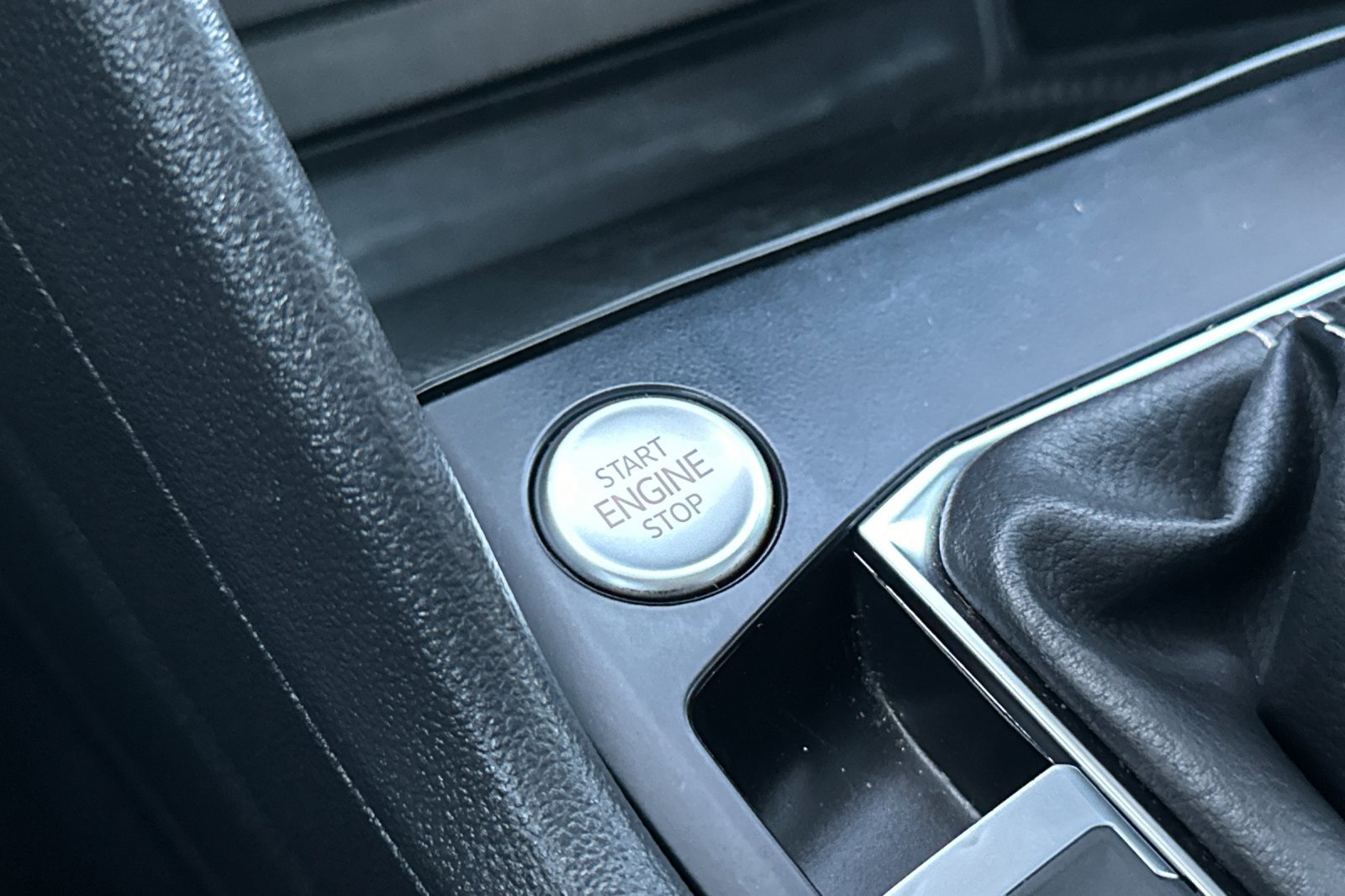 Certified 2022 Volkswagen Taos SE image 22