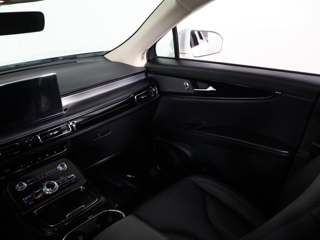 Used 2022 Lincoln Nautilus AWD image 34