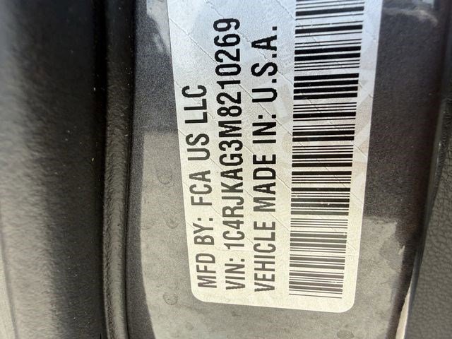 Used 2021 Jeep Grand Cherokee L Laredo AWD/4WD image 35