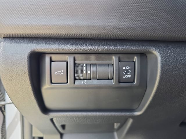 Used 2025 Subaru Forester Limited AWD/4WD image 22
