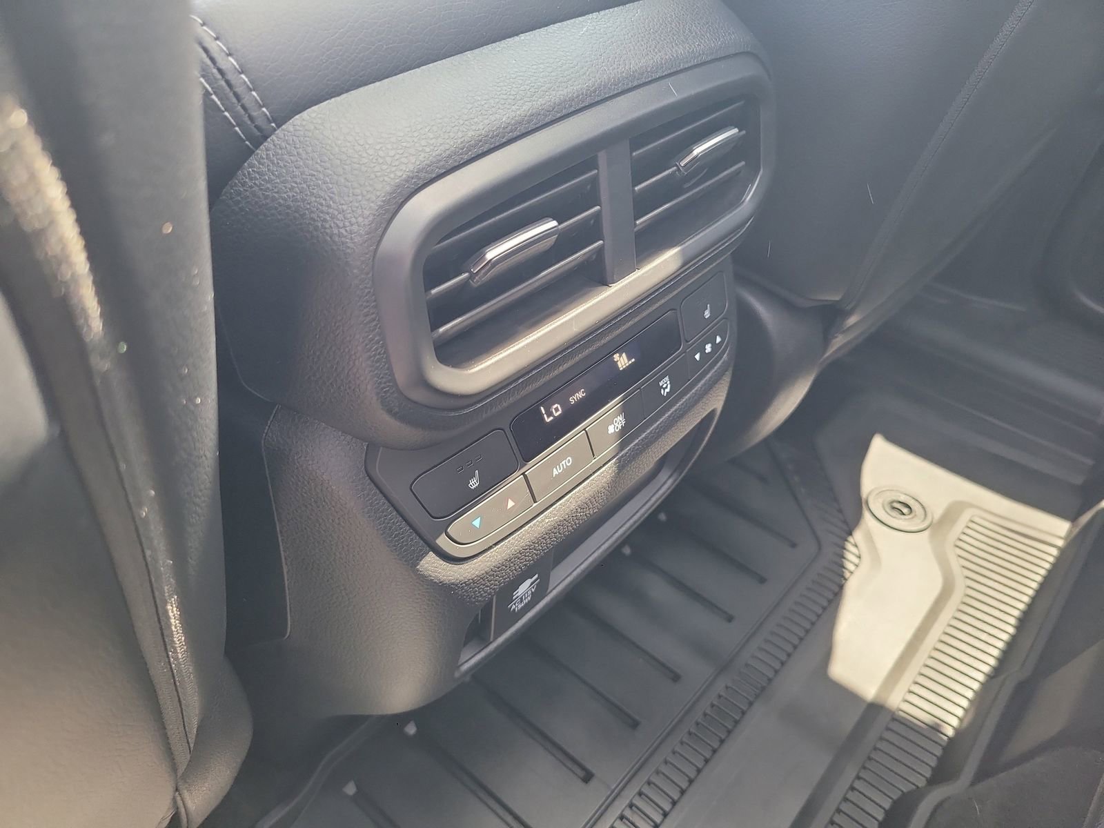 Certified 2025 Honda Pilot Elite image 27