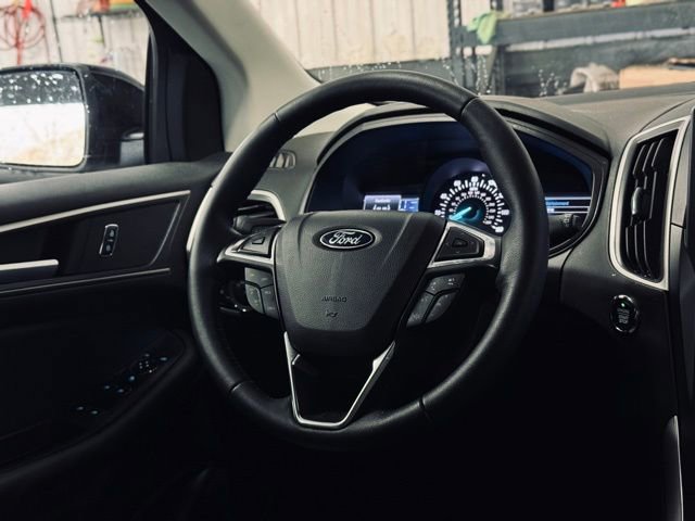 Used 2024 Ford Edge SEL w/ Sport Appearance Package AWD/4WD image 23