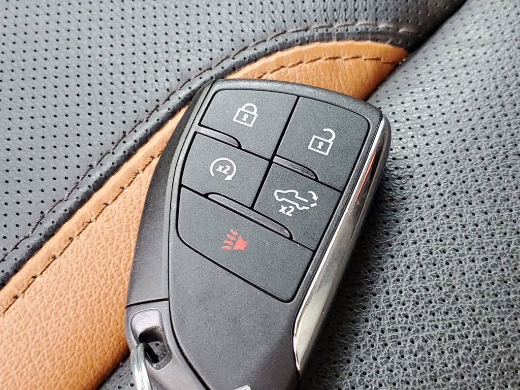 Used 2024 GMC Sierra 1500 AT4 w/ Technology Package image 39