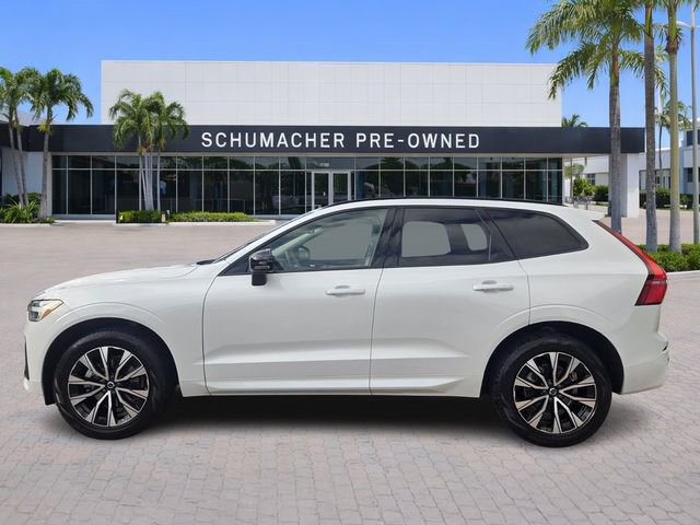 Used 2024 Volvo XC60 B5 Core image 4