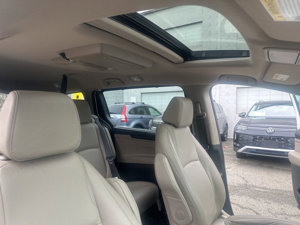 Used 2018 Honda Odyssey EX-L image 43
