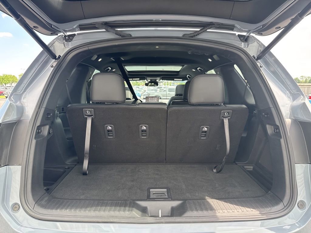 Certified 2025 Honda Pilot Black Edition image 40