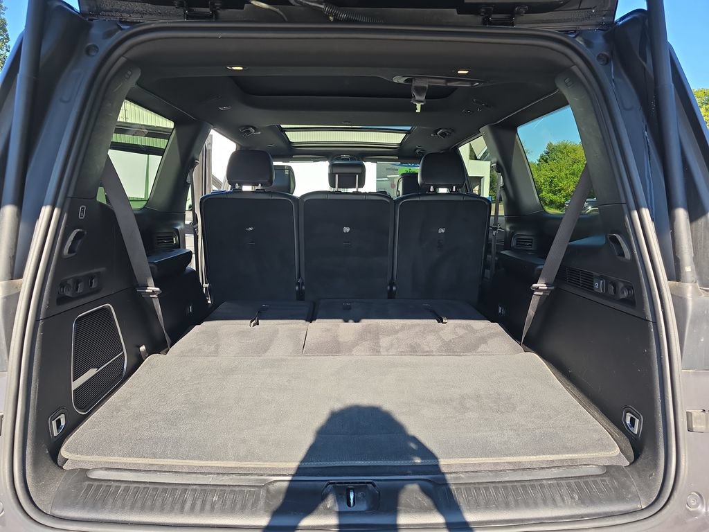 Used 2024 Jeep Wagoneer Series II AWD/4WD image 14