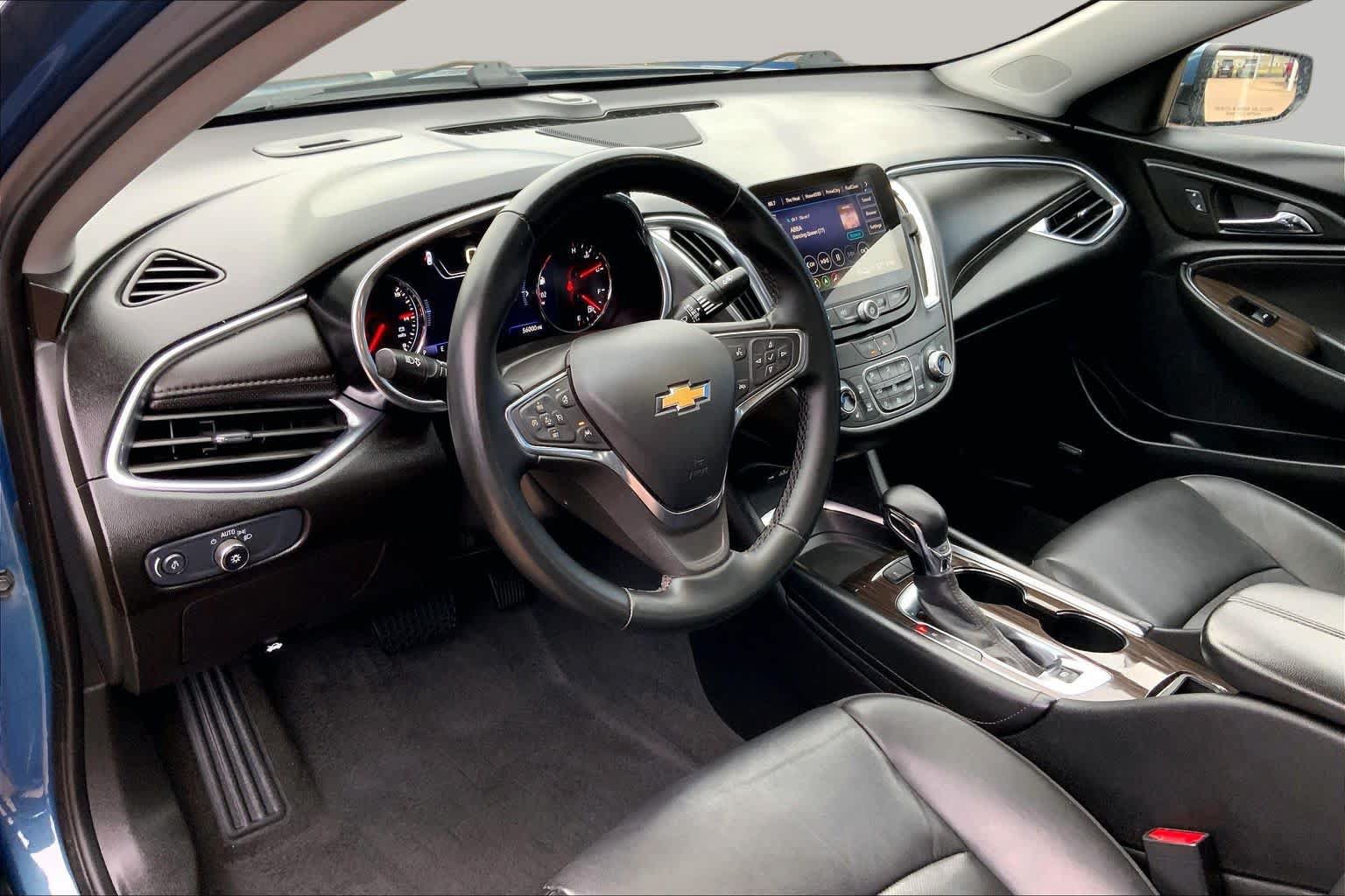 Used 2024 Chevrolet Malibu LT FWD image 18
