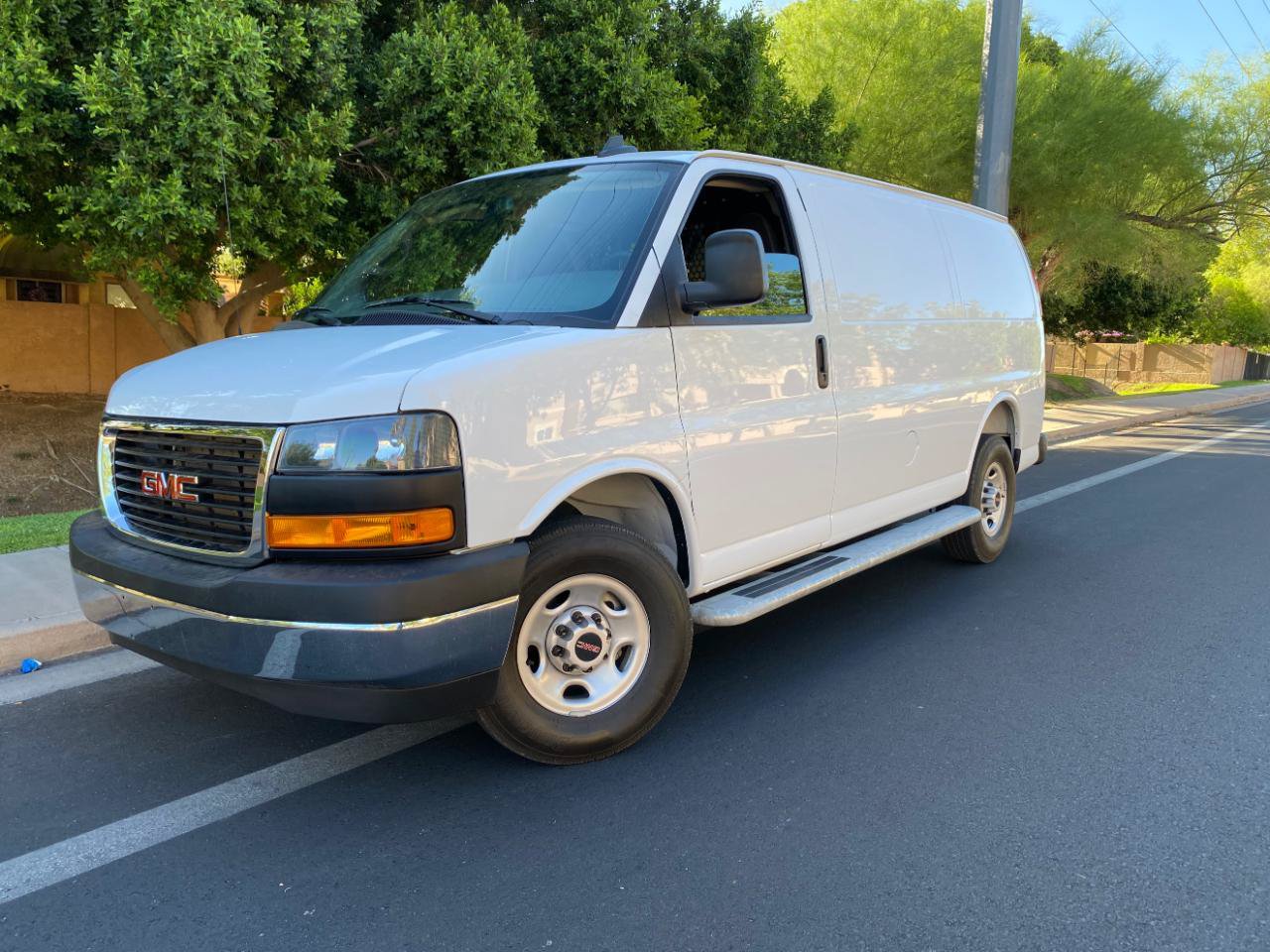 Used 2025 GMC Savana 2500 w/ Driver Convenience Package RWD image 37