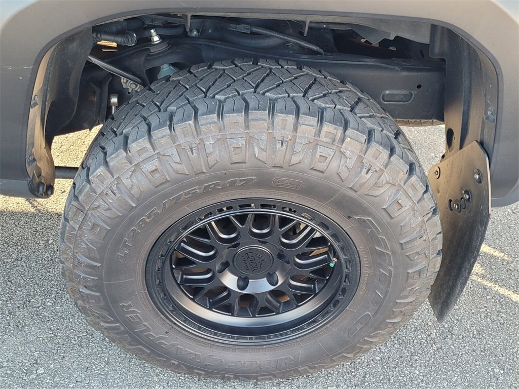 Used 2024 Toyota Tacoma TRD Off-Road image 4