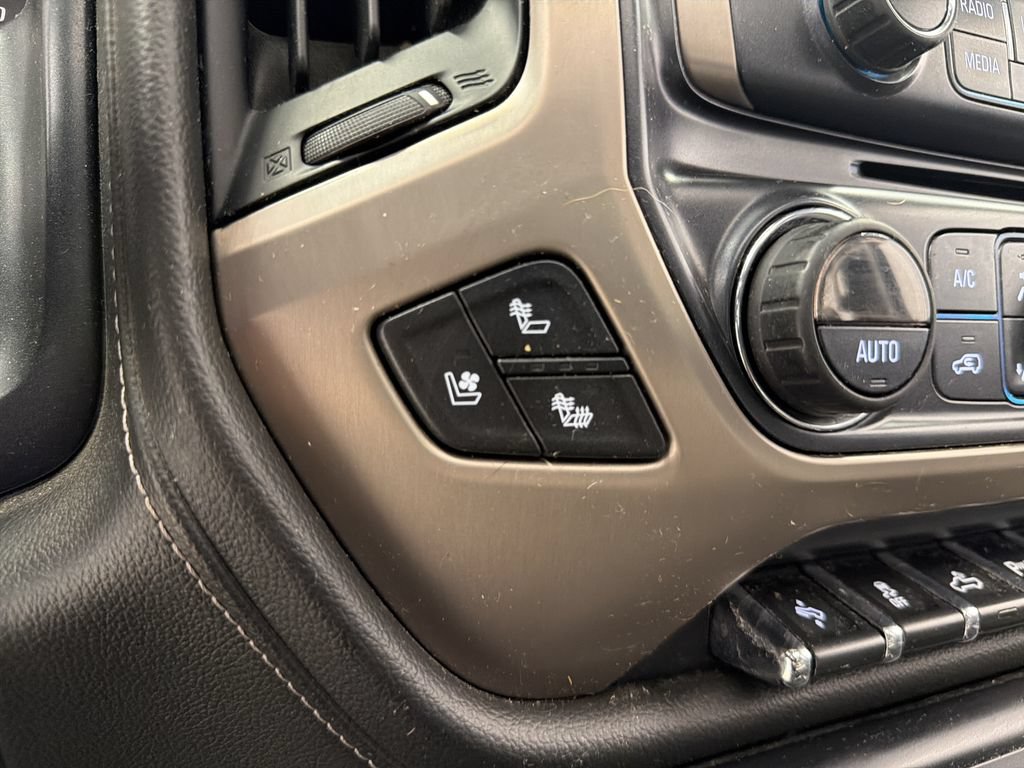 Used 2017 GMC Sierra 1500 Denali w/ Denali Ultimate Package AWD/4WD image 18