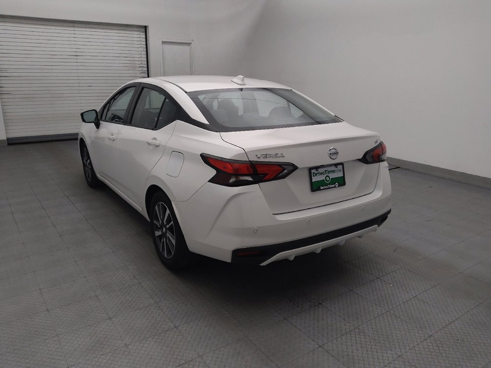 Used 2021 Nissan Versa SV FWD image 5