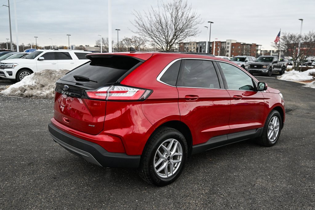 Certified 2024 Ford Edge SEL w/ Convenience Package image 5