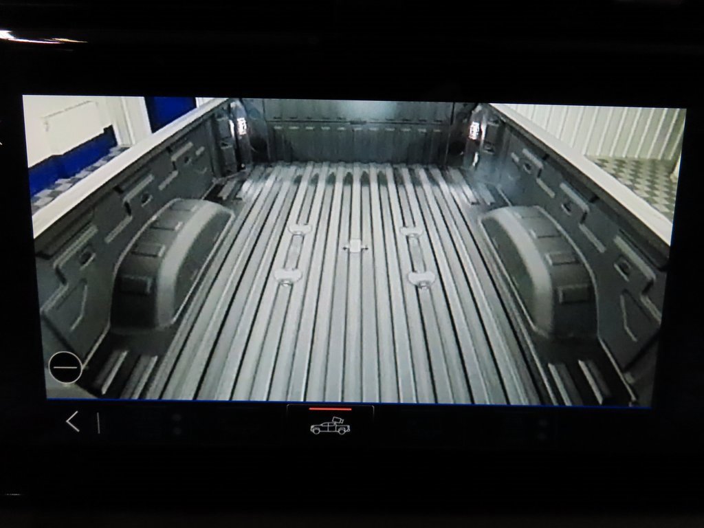 Used 2024 GMC Sierra 2500 Denali image 23