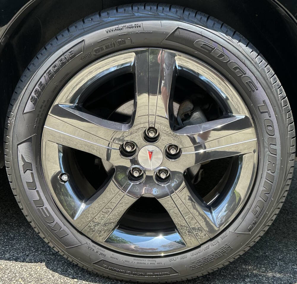 Used 2008 Pontiac G6 GXP w/ Sun And Sound Package image 9