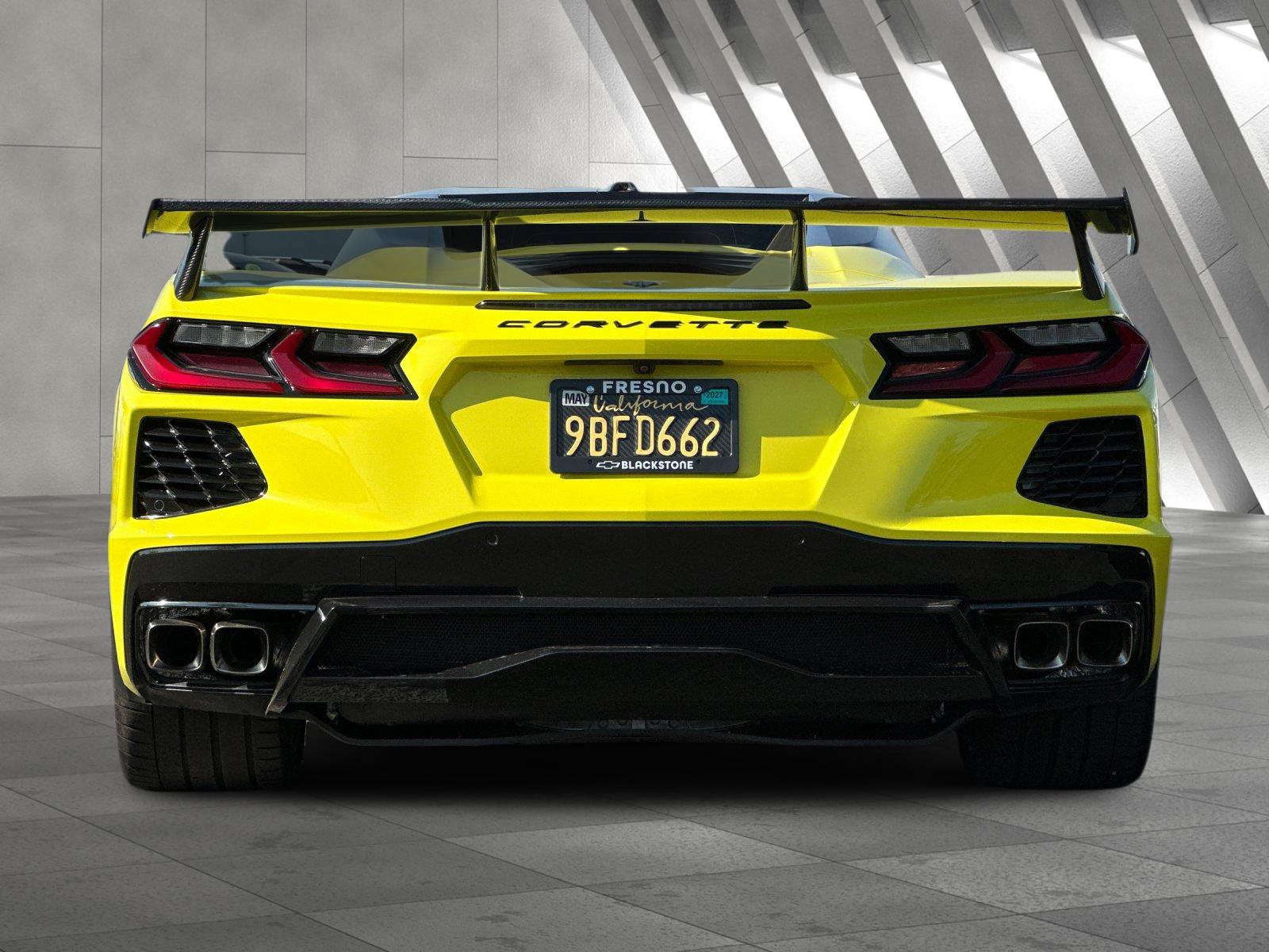 Used 2022 Chevrolet Corvette Stingray Premium Conv w/ Z51 Performance Package RWD image 5