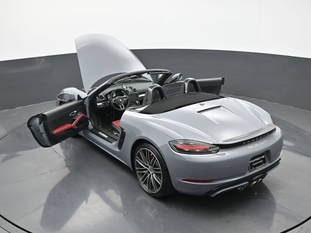Certified 2025 Porsche 718 Boxster S RWD image 22