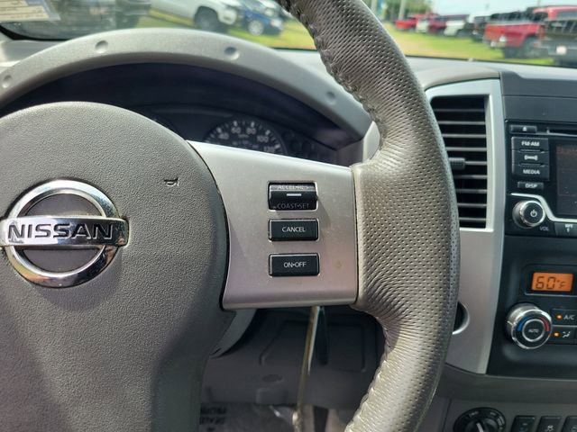 Used 2016 Nissan Frontier SV w/ SV Value Truck Package AWD/4WD image 14