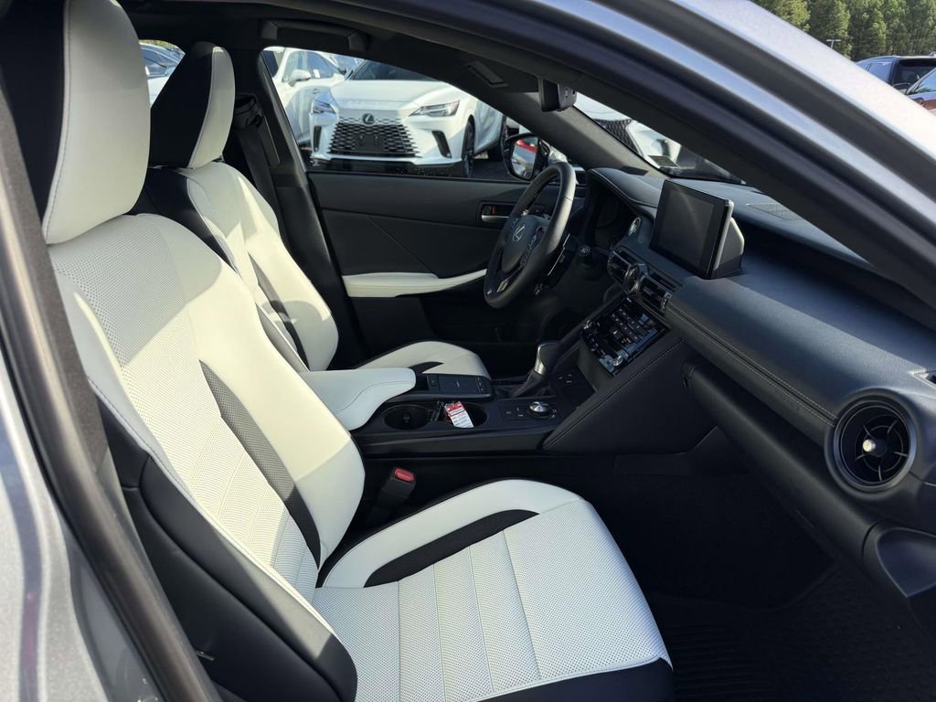 Used 2025 Lexus IS 350 F Sport image 16