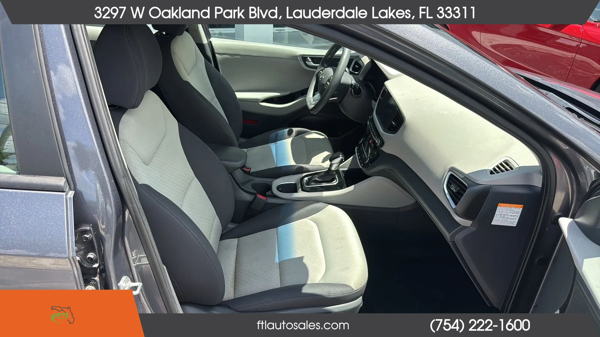 Used 2018 Hyundai Ioniq Blue FWD image 35