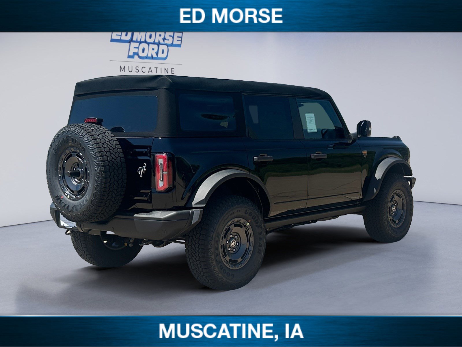 New 2025 Ford Bronco Badlands image 5