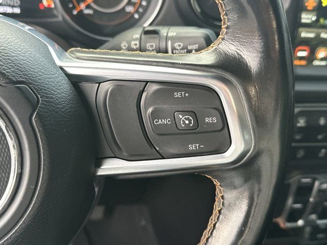 Used 2020 Jeep Wrangler Unlimited Sahara image 30