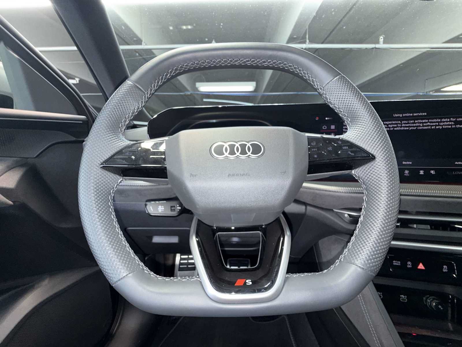 Used 2025 Audi SQ5 Premium Plus AWD/4WD image 15