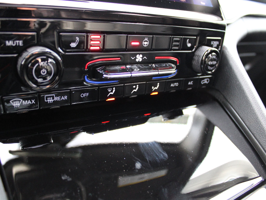 New 2025 Jeep Grand Cherokee Limited w/ Trailer Tow Package image 13