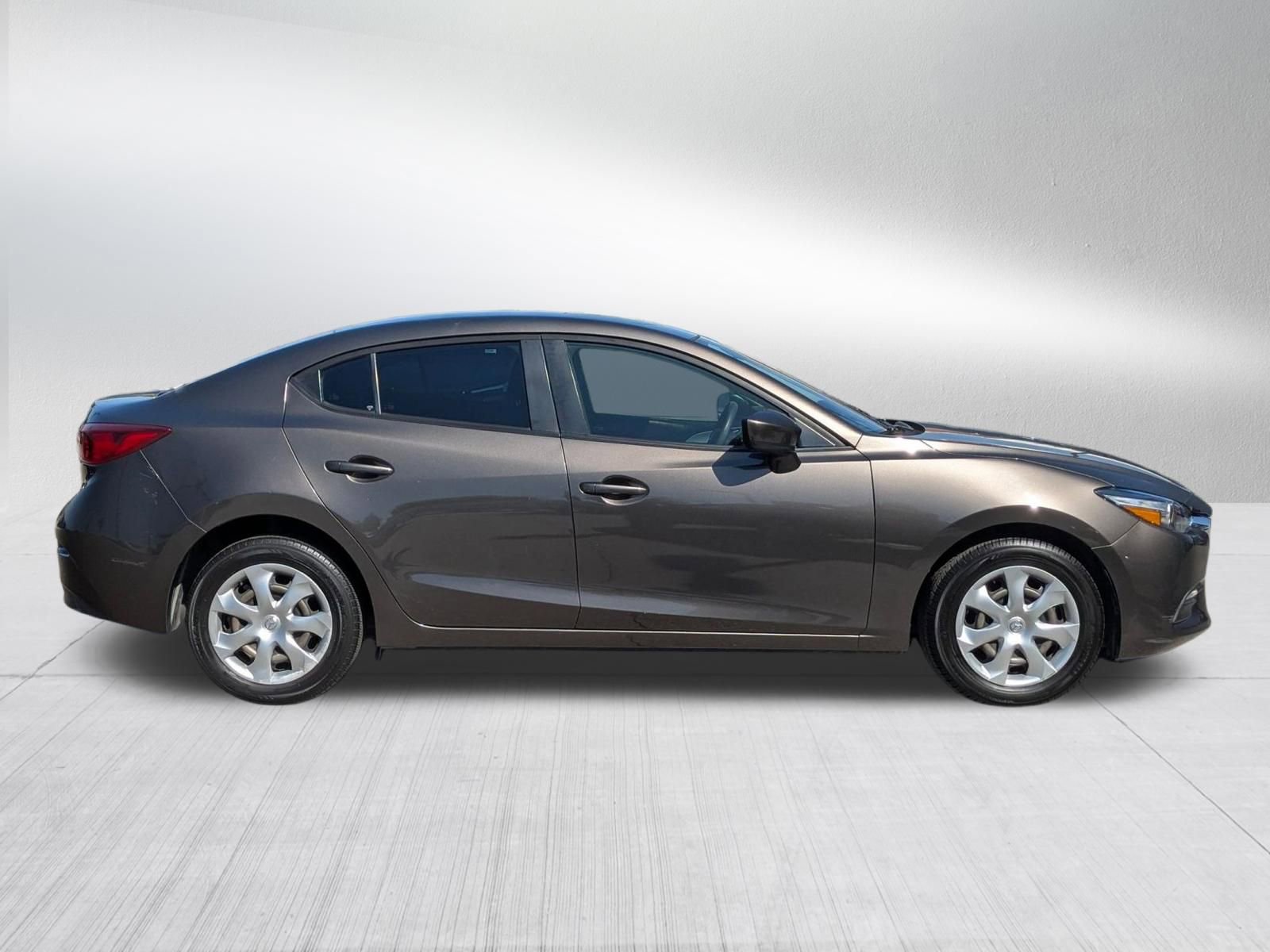 Used 2017 MAZDA MAZDA3 Sport FWD image 6